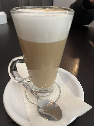 9555 Yonge St #6, Richmond Hill, ON L4C 9M5