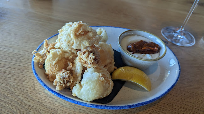 Home Block at CedarCreek Estate Winery - Hospitality and gastronomy