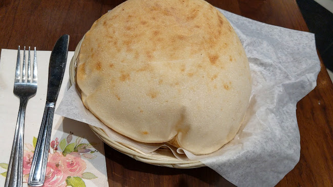 560 Robson St, Vancouver, BC V6B 2B7