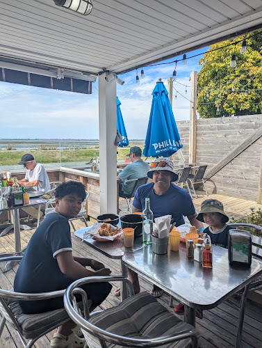 12157 Beecher St, Surrey, BC V4A 3G2