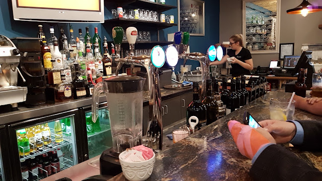 522 Great Northern Rd, Sault Ste. Marie, ON P6B 4Z9