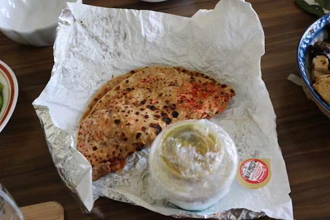 Indo-Canadian Food Hut - Brampton