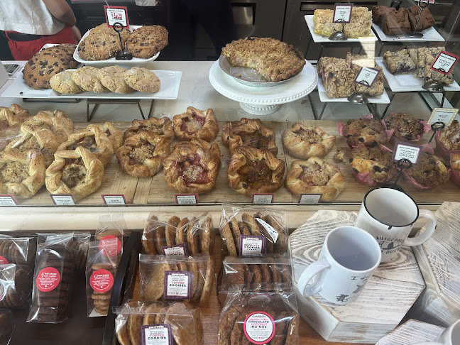 Gabi & Jules Handmade Pies and Baked Goodness - Hospitality and gastronomy