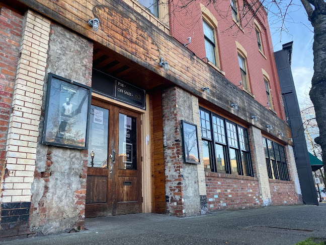 Opinii despre The Terminal Bar Nanaimo în Nanaimo - Hospitality and gastronomy