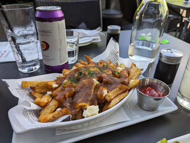 Lions Pub - Vancouver