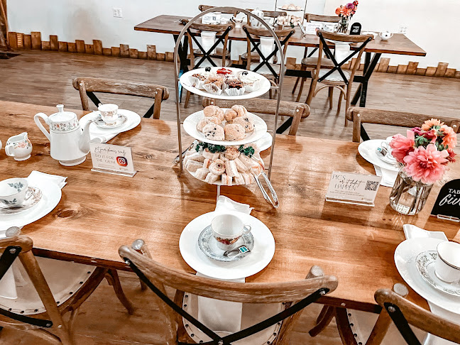 Opinii despre Lesley's Party Sandwiches & Catering în Thornhill - Hospitality and gastronomy