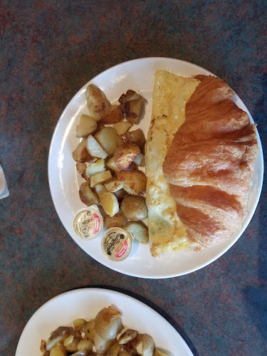 1701 Government St, Victoria, BC V8W 1Z4