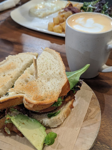 6640 Vedder Rd #100J, Chilliwack, BC V2R 0J2