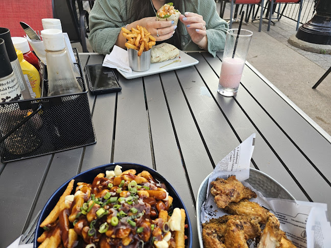 6 Princess St, Kingston, ON K7L 1A2