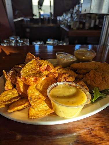 295 Bay St, Thunder Bay, ON P7B 1R7