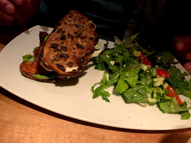 Comentarii opinii despre Cactus Club Cafe