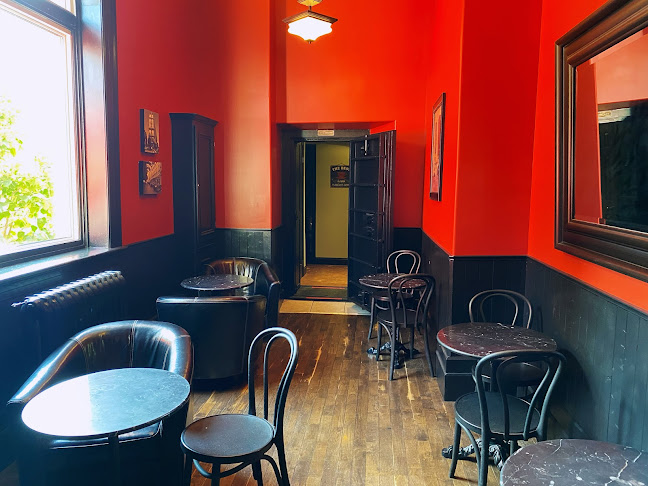 Comentarii opinii despre Coffee Cravings