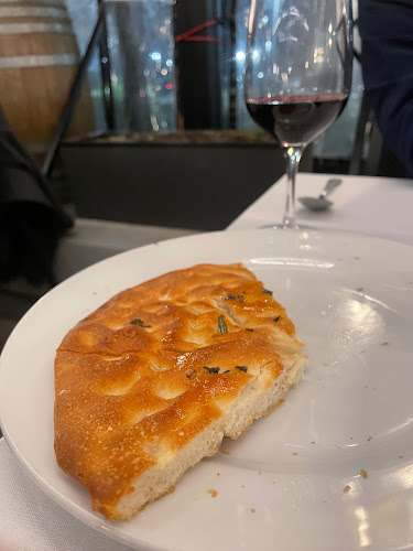 350 Burnhamthorpe Rd W, Mississauga, ON L5B 0N1