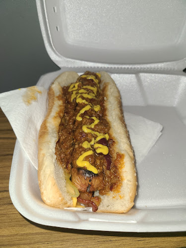 Pubs Riverside Lunch - Hospitality and gastronomy