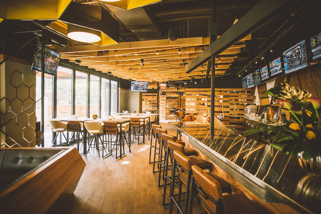 Proof Kitchen + Lounge