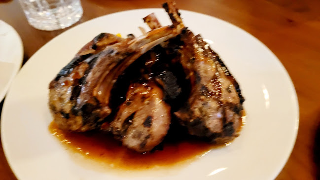 475 Howe St, Vancouver, BC V6B 2B3