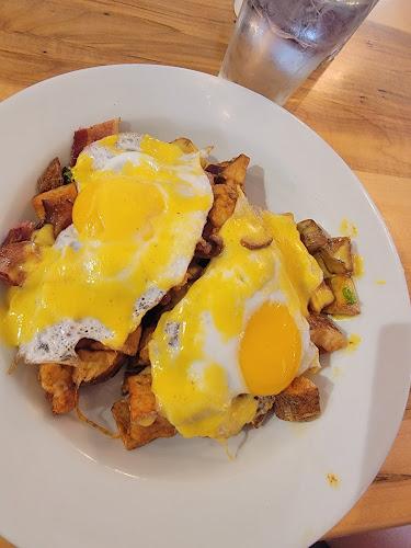 Opinii despre Britt's Pub and Eatery Uptown în Saint John - Hospitality and gastronomy