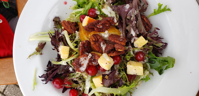 Comentarii opinii despre The Riverside Grill & Gazebo