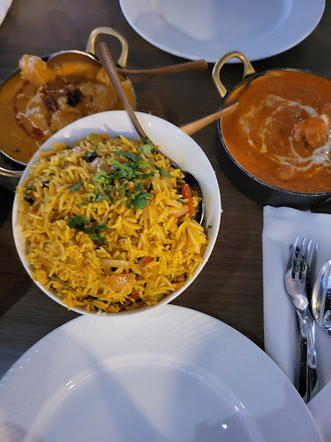 Opinii despre Spice & Saffron Indian Cusine Bar & Restaurant în Oakville - Hospitality and gastronomy