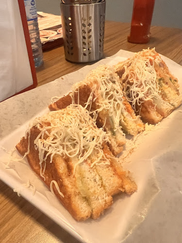 1 Steeles Ave E Unit#16, Brampton, ON L6W 4J5