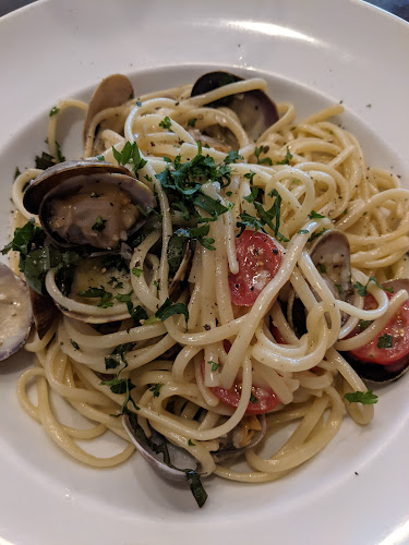 Illuminaté Restorante - Steakhouse, Seafood, Italian - Delta