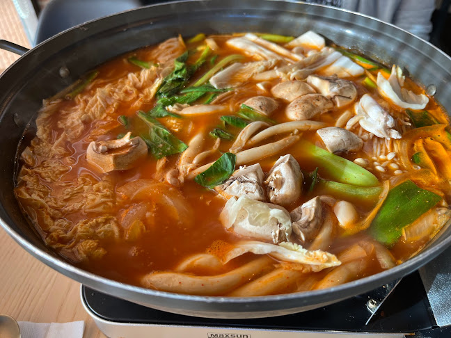 The Apron Korean Kitchen - Hospitality and gastronomy