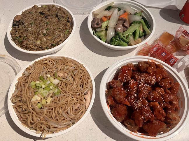 Chop Chop Chinese Takeout - Hospitality and gastronomy