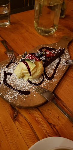 321 Roncesvalles Ave, Toronto, ON M6R 2M6