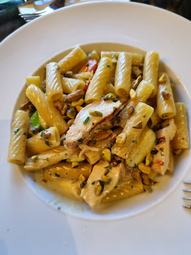 Opinii despre Wildcraft Grill + Long Bar în Waterloo - Hospitality and gastronomy