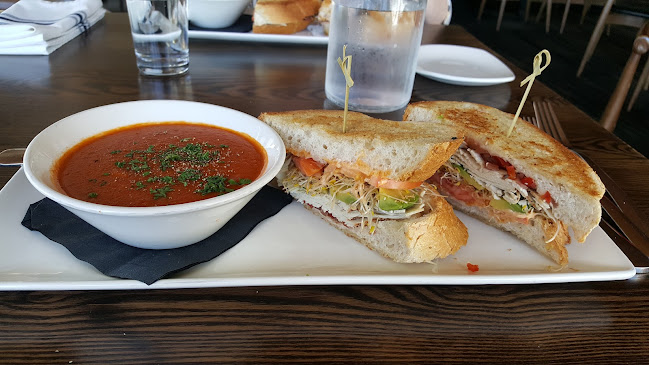 Bight Restaurant & Bar