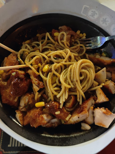 3235 Hwy 7 #23-26, Markham, ON L3R 3P9