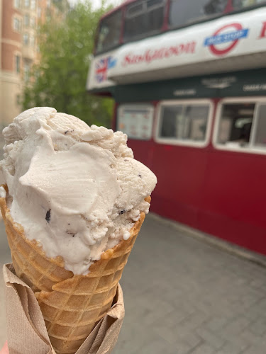 Opinii despre Bus Stop Refreshments în Saskatoon - Hospitality and gastronomy