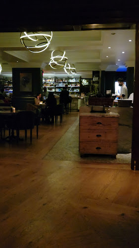 Boulevard Kitchen & Oyster Bar - Vancouver