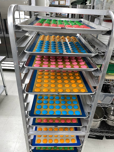 810C 16 Ave SW, Calgary, AB T2R 0S9