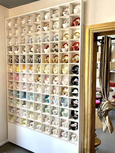 Opinii despre Jassy Boutique & Tearoom în Moncton - Hospitality and gastronomy