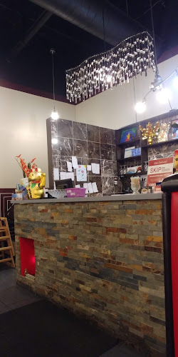 1030 Adelaide St N #8c, London, ON N5Y 2M9