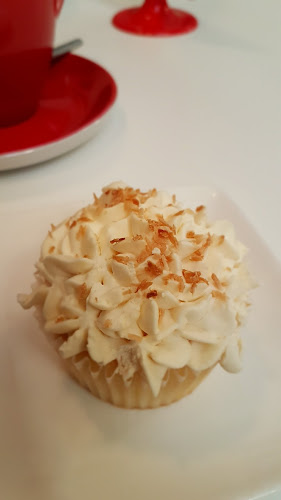 Comentarii opinii despre Caked With Love Co.