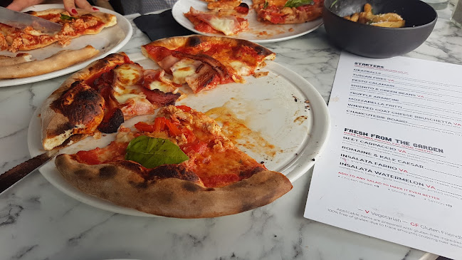 207 Queens Quay W #155, Toronto, ON M5J 1A7