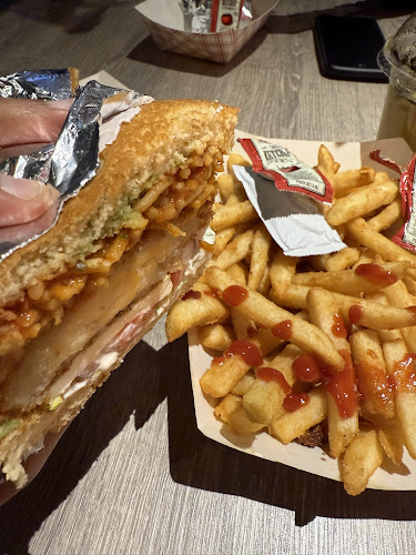 8140 120 St Unit 107, Surrey, BC V3W 3N3