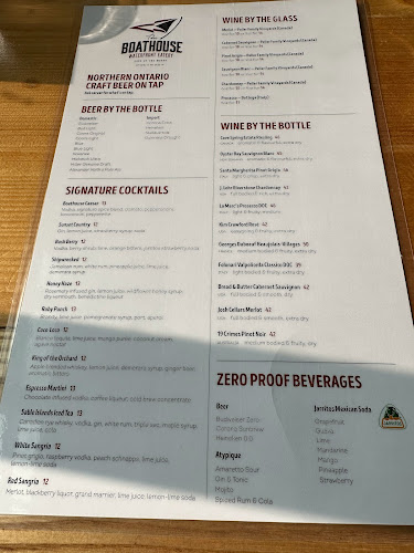 Boathouse Lakeside Grill - Hospitality and gastronomy