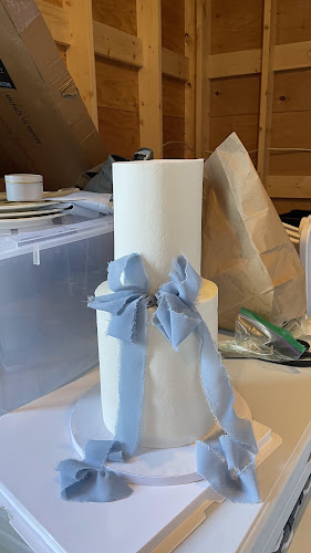 Vanilla & HoneyBee Custom Cakes Appointment Only* - Hospitality and gastronomy