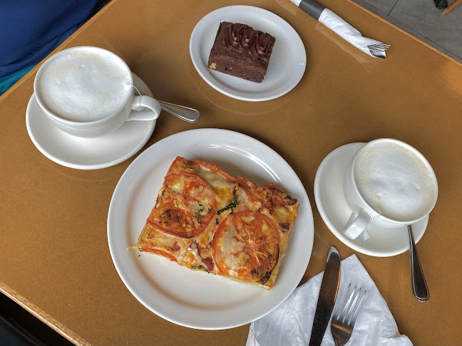 Stella's Bakery - Hospitality and gastronomy