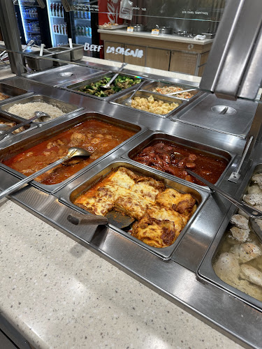 Opinii despre Marcello's Market and Deli în Winnipeg - Hospitality and gastronomy