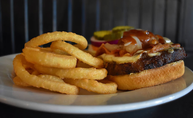 Willie Stouts Pub and Grill - North York