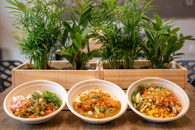 1448 Lonsdale Ave, North Vancouver, BC V7M 2J1