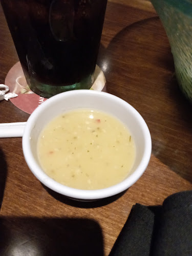 51 Reenders Dr, Winnipeg, MB R2C 5E8