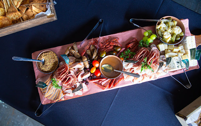 A Cappella Catering - Edmonton