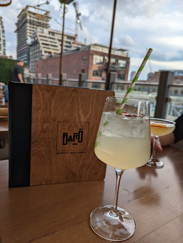 485 King St W, Toronto, ON M5V 1K4