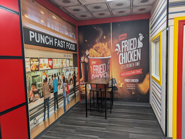 Opinii despre Punch Fast Food în Saskatoon - Hospitality and gastronomy