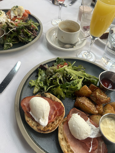 Coast - Hospitality and gastronomy